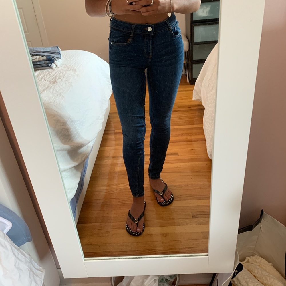 Zara blue jeans